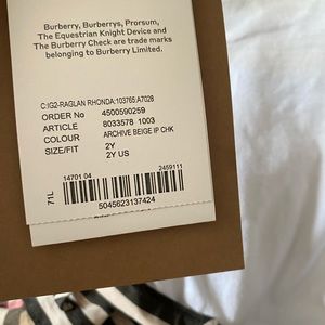 Burberry dress size 2y use once